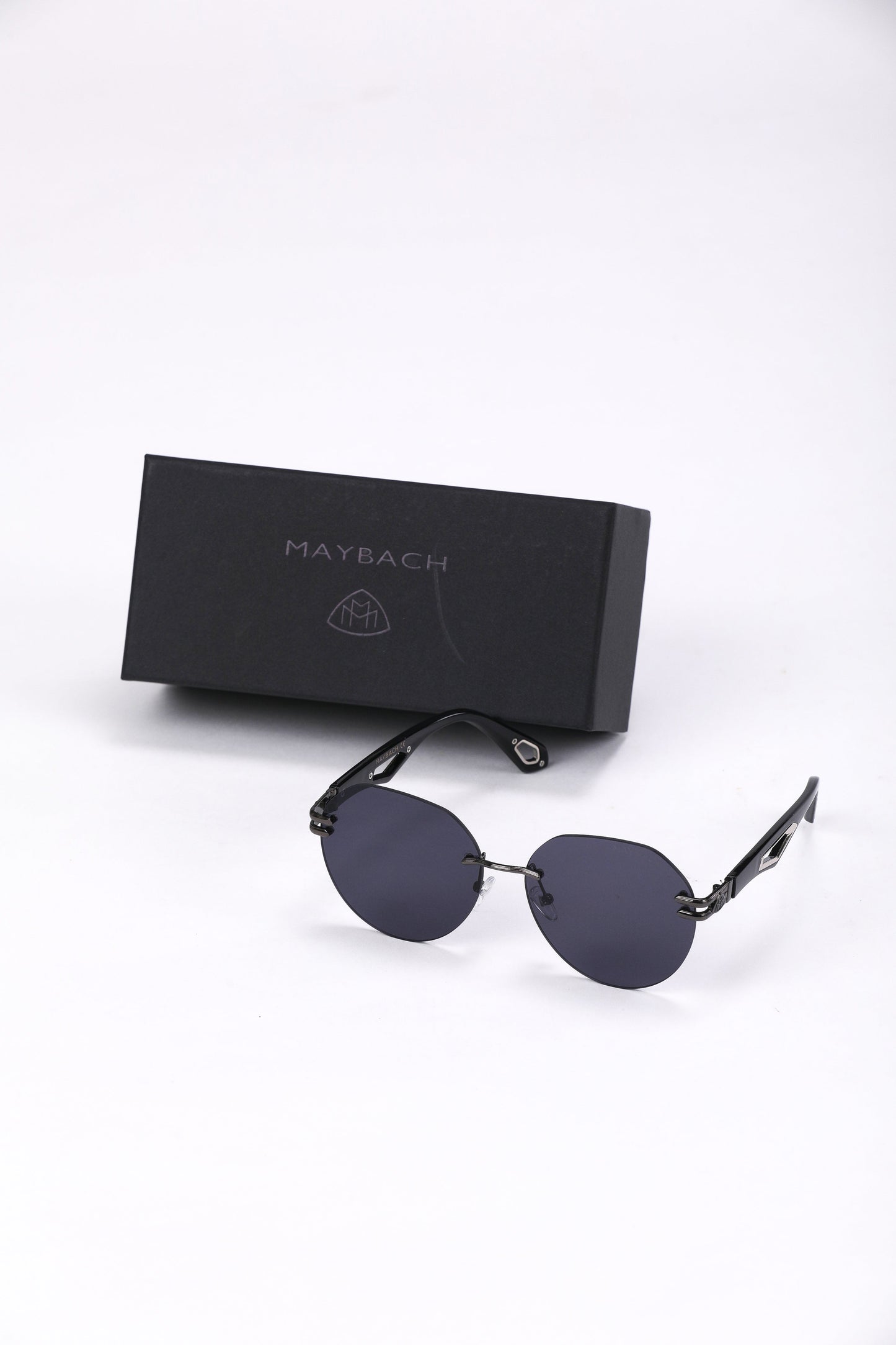Maybach Matte Black Round Sunglasses