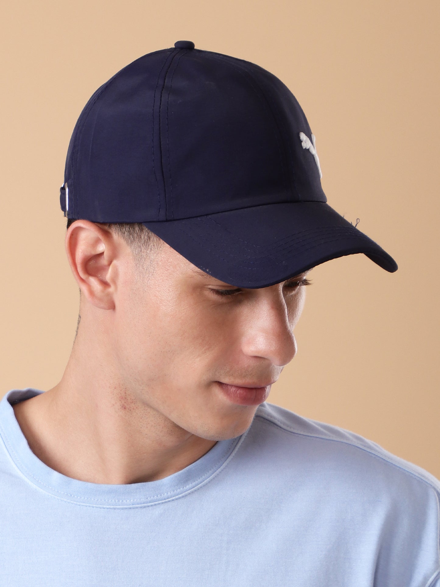 Classic Navy Blue Cap – Timeless Streetwear Essential