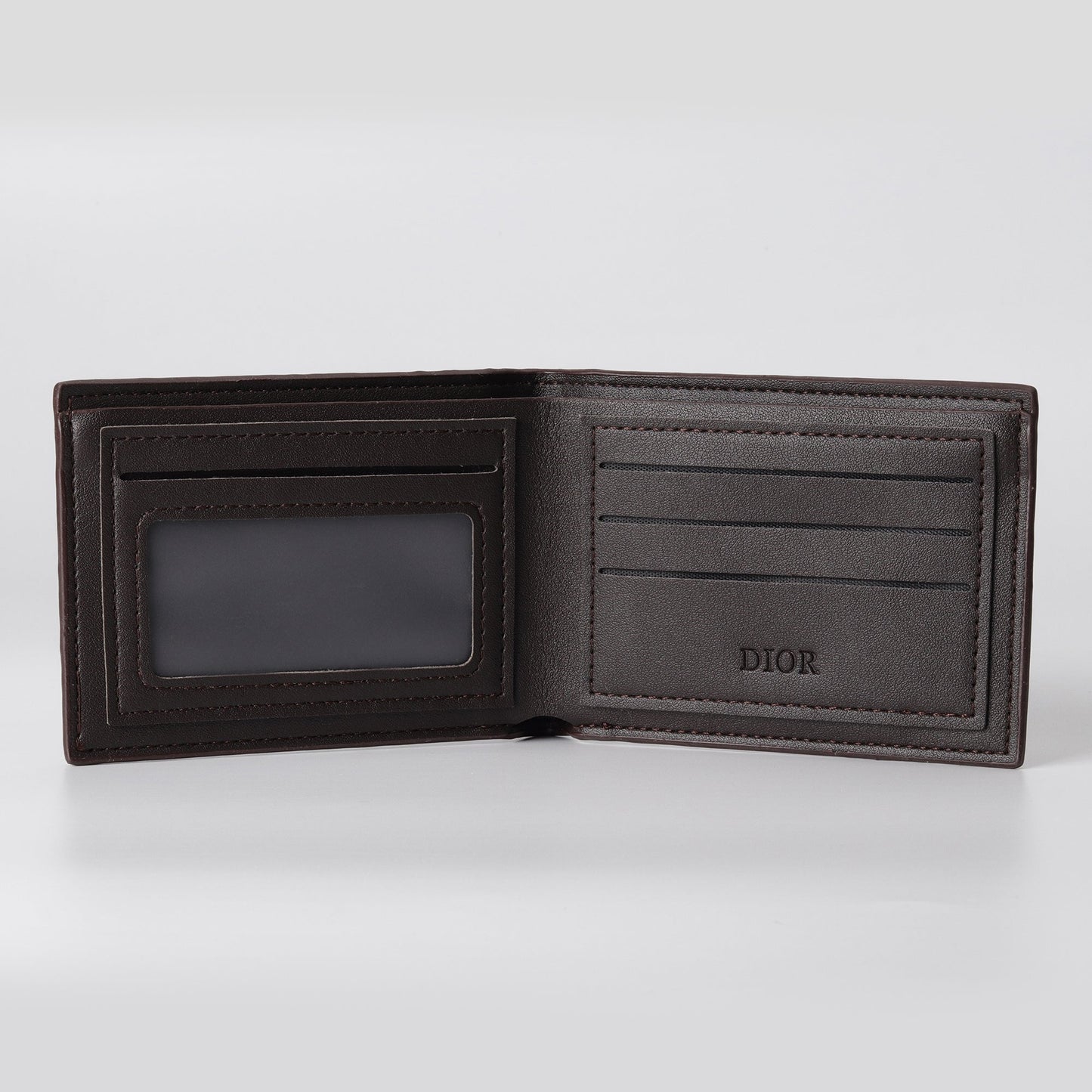 CD Classic Bifold Wallet in Espresso Brown
