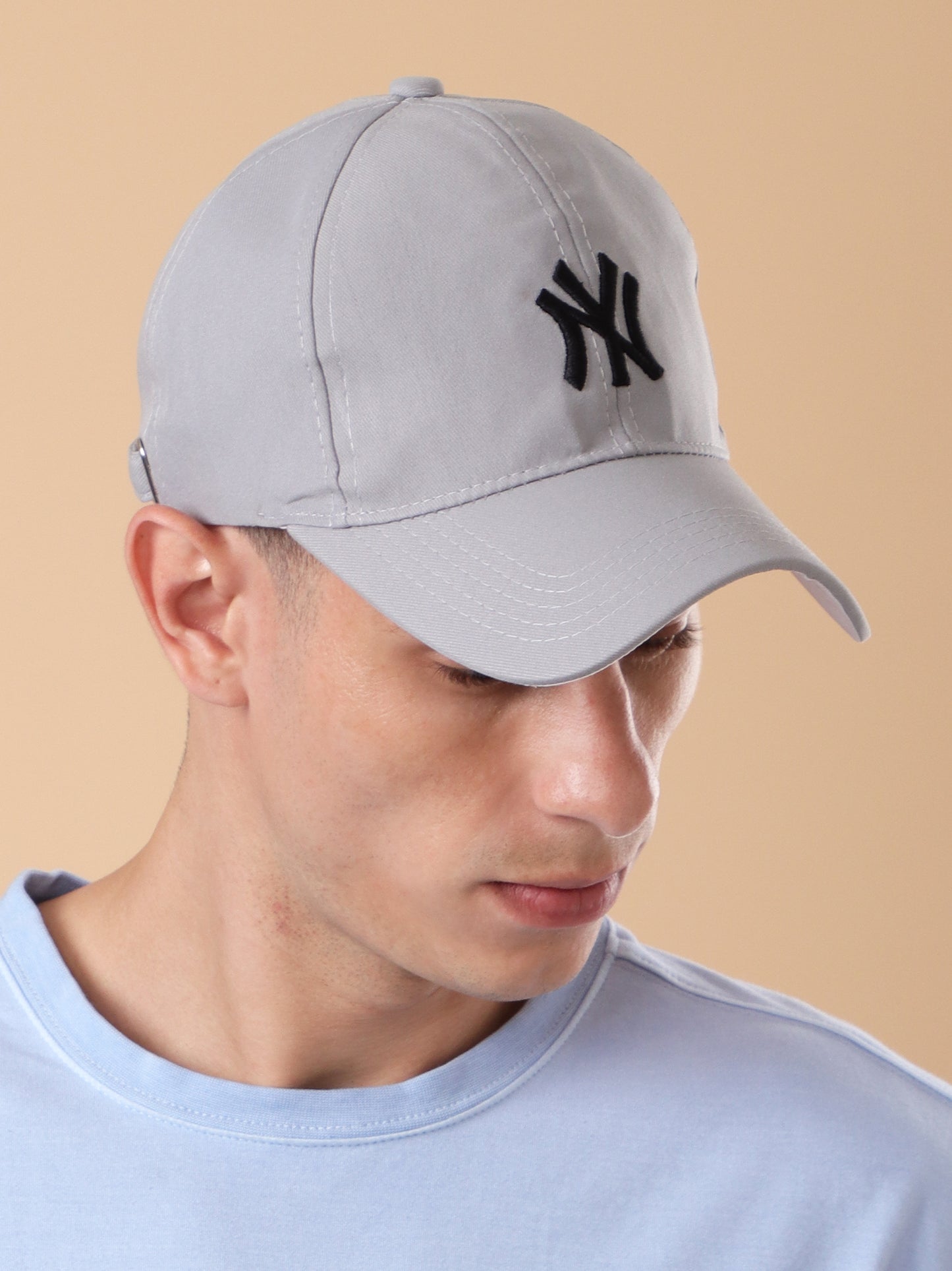 New Era New York Yankees Classic Grey Cap β Timeless Streetwear Icon
