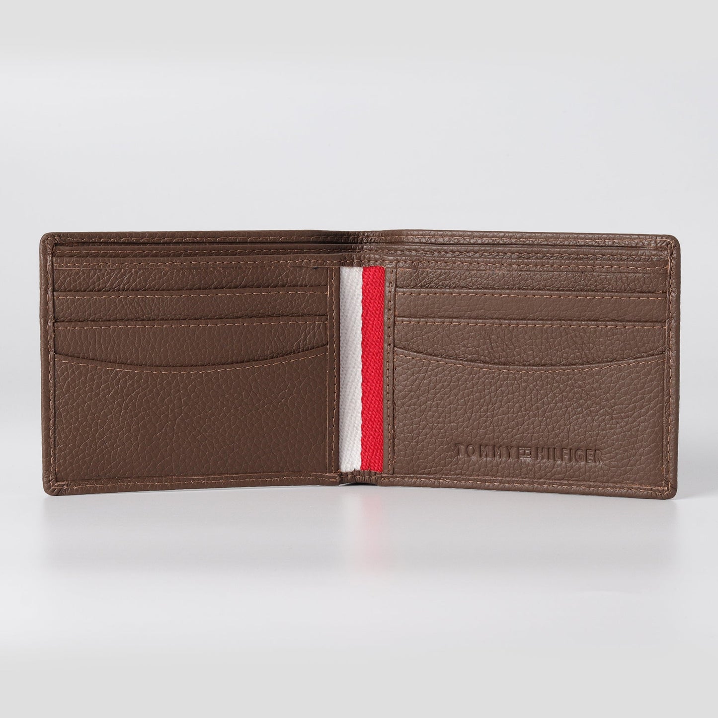 Signature Plate Wallet in Saddle Brown