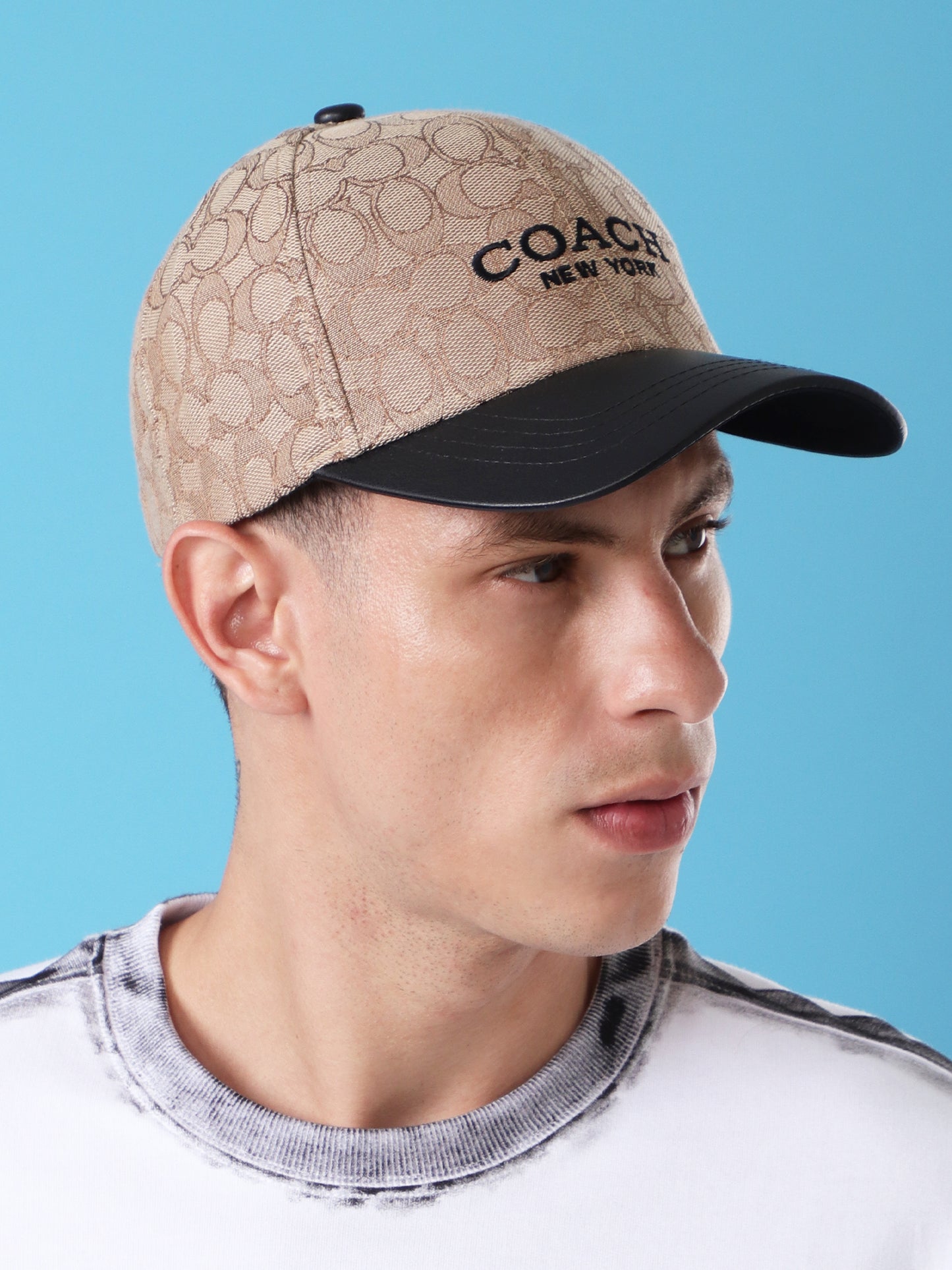 Signature Beige Cap – Classic New York Street Style