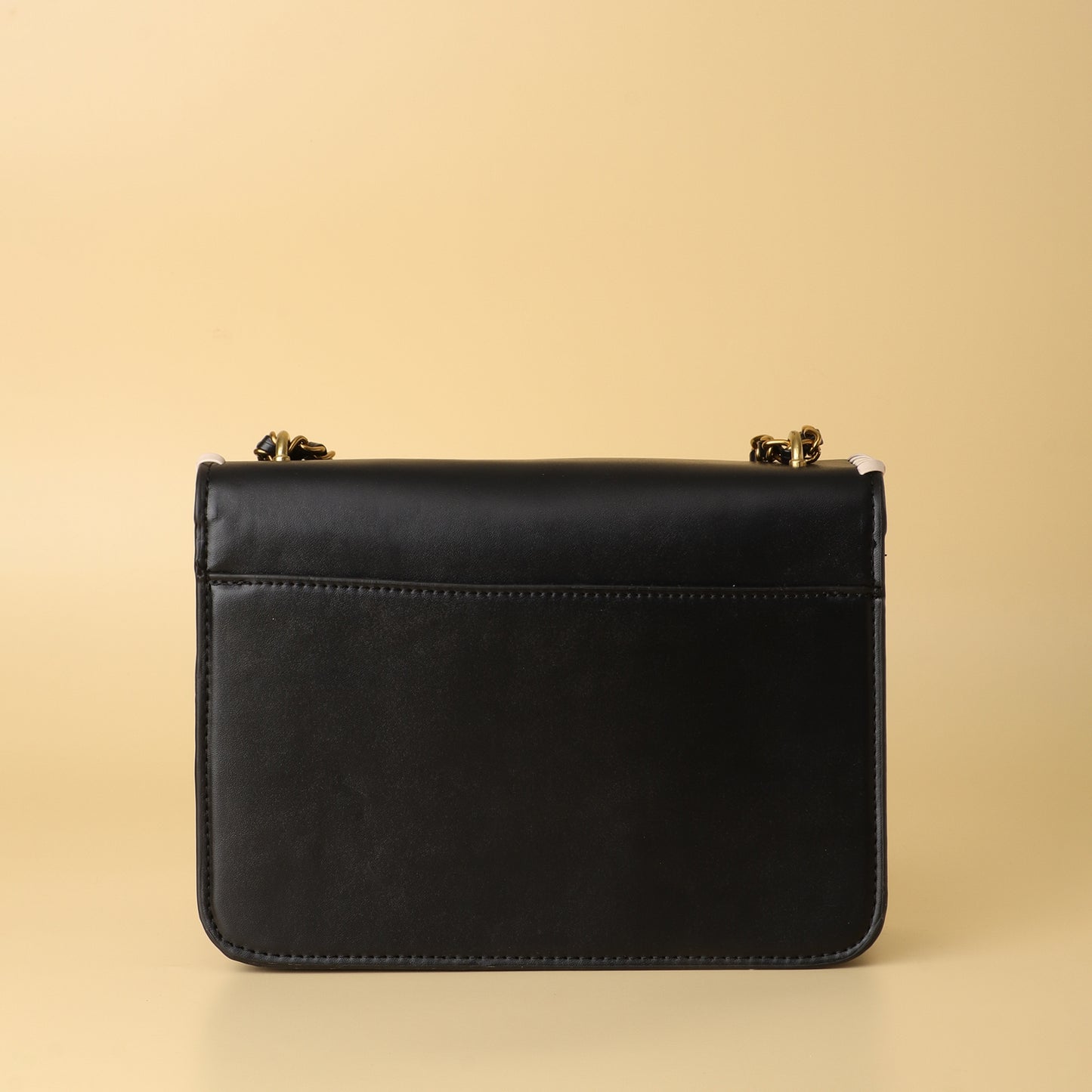 Burch Black Leather Chain Shoulder Bag
