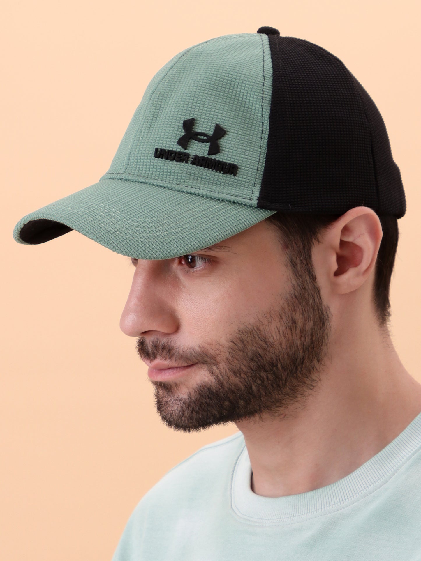 Under Armour Two-Tone Performance Cap