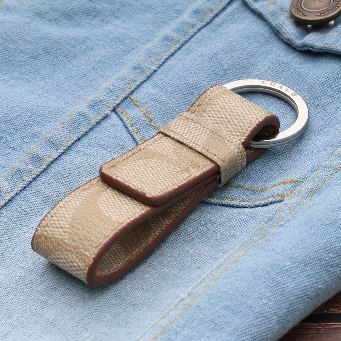 Signature Canvas Beige Key Fob
