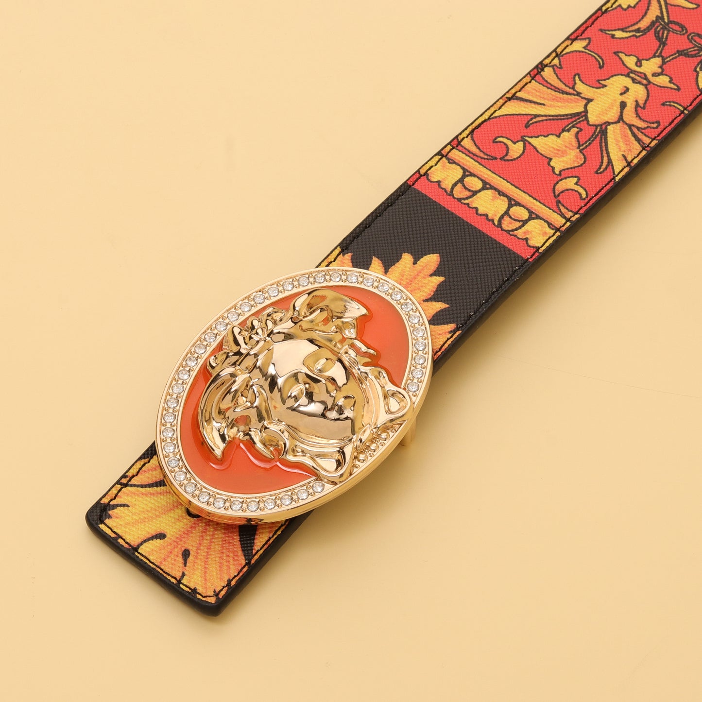 Baroque Medusa Buckle Leather Belt
