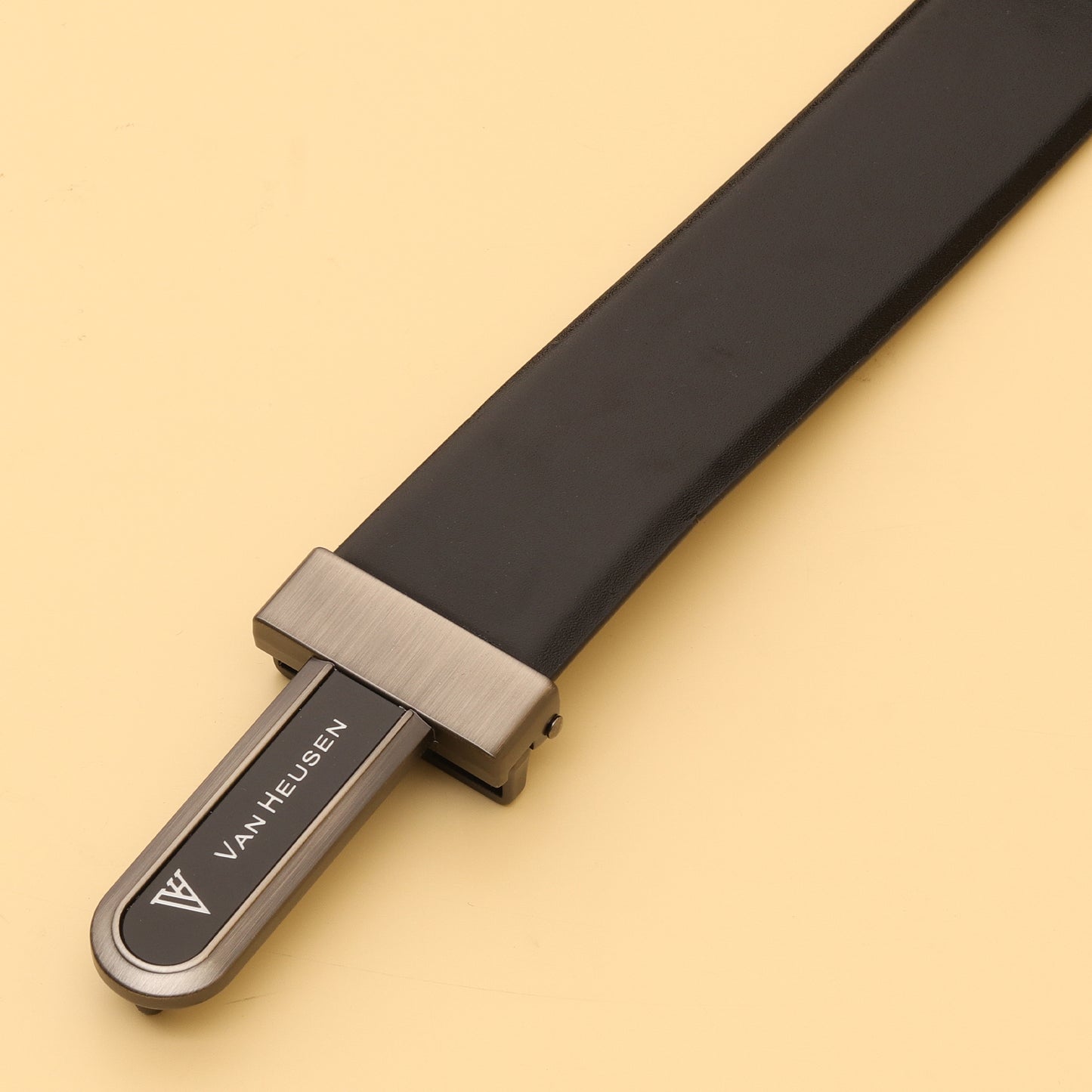 Heusen Reversible Leather Belt