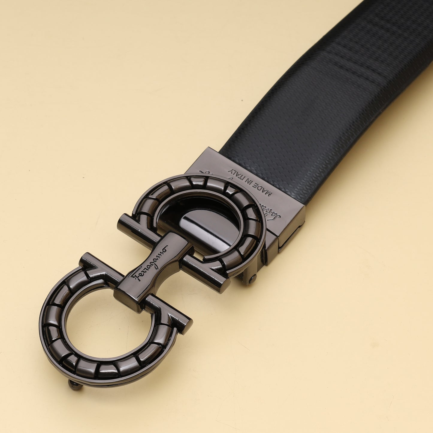 Crest Double-Ring Belt