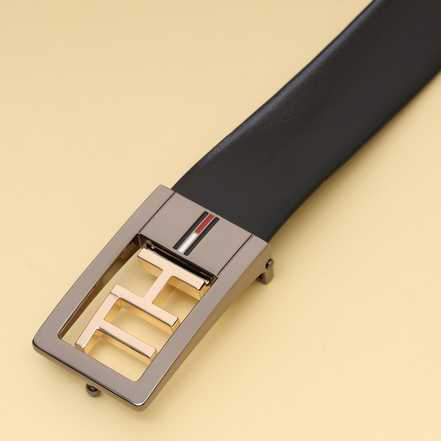 Bold Icon TH Statement Belt