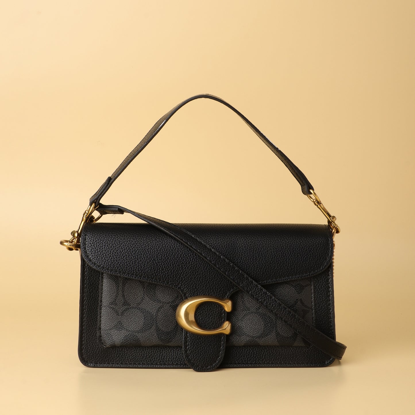 Tabby Shoulder Bag in Black Signature Leather