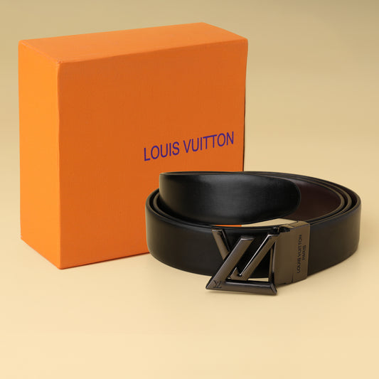 Louis Vuitton Black Leather LV Buckle Belt