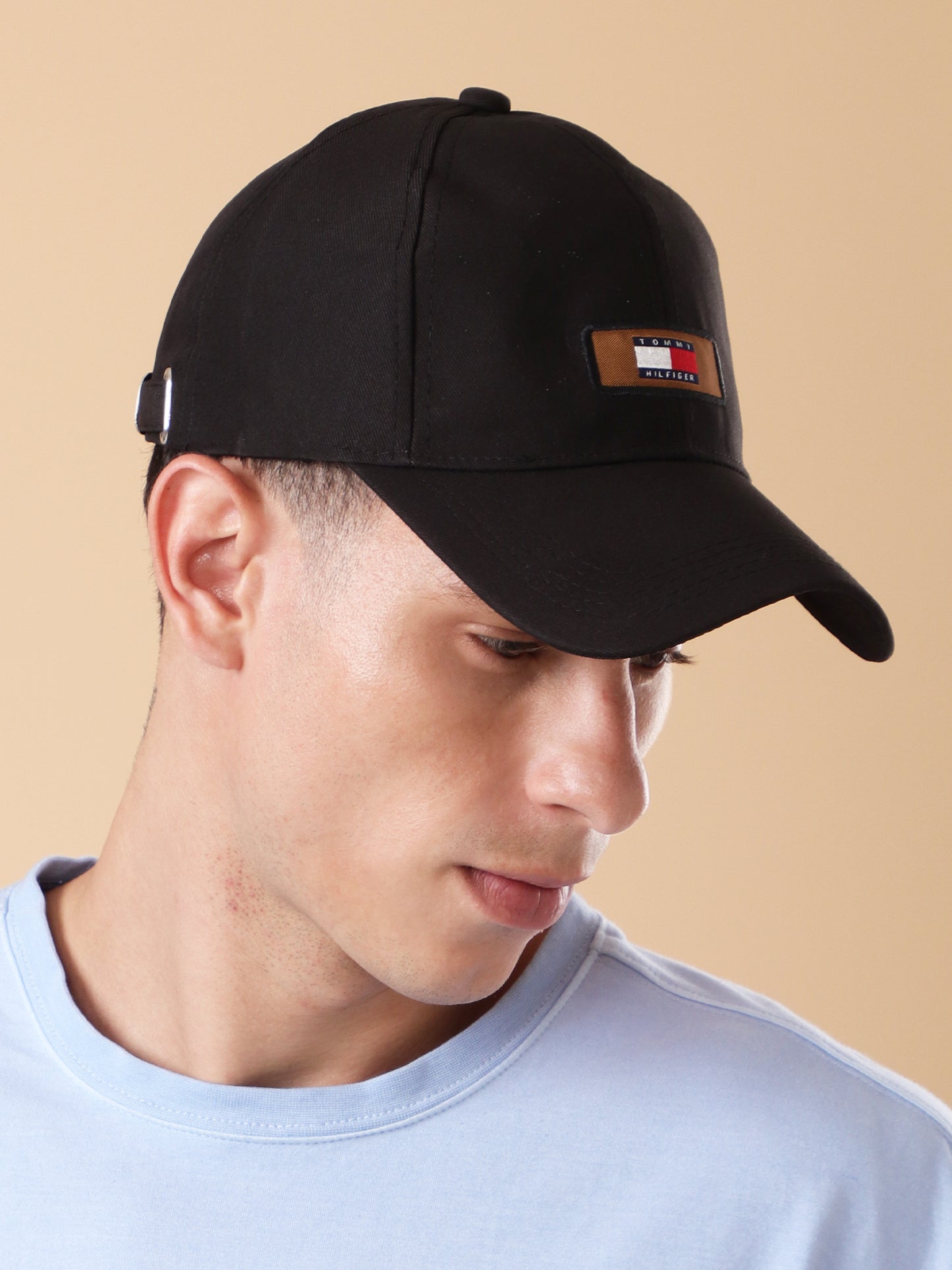 Hilfiger Black Classic Baseball Cap – Timeless Streetwear Essential