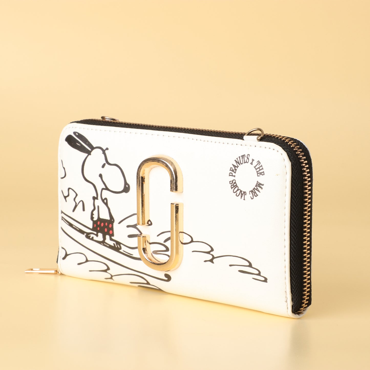 Peanuts Snoopy White Zip-Around Wallet with Chain