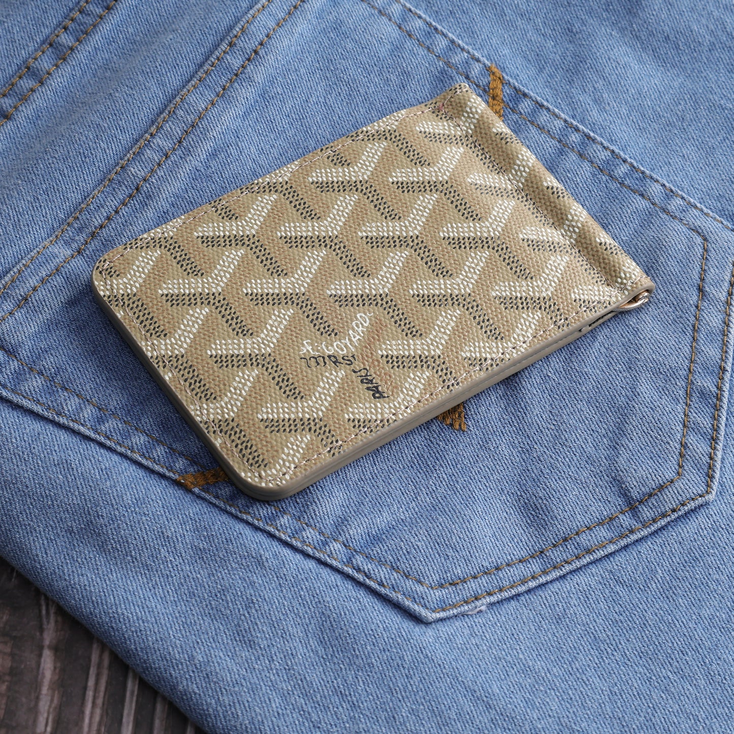 Sandstone Signature Bifold Wallet