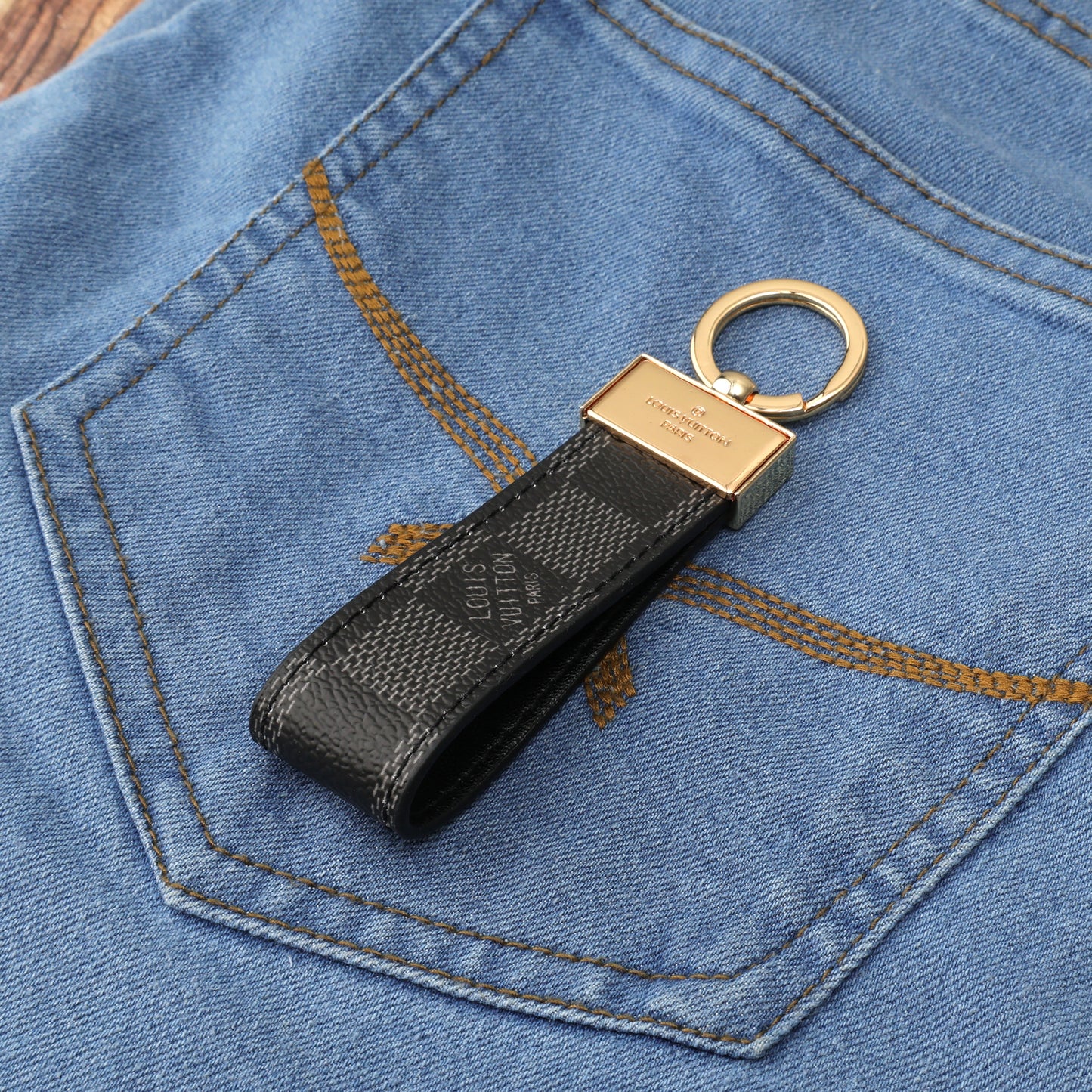 The Signature Loop Keychain