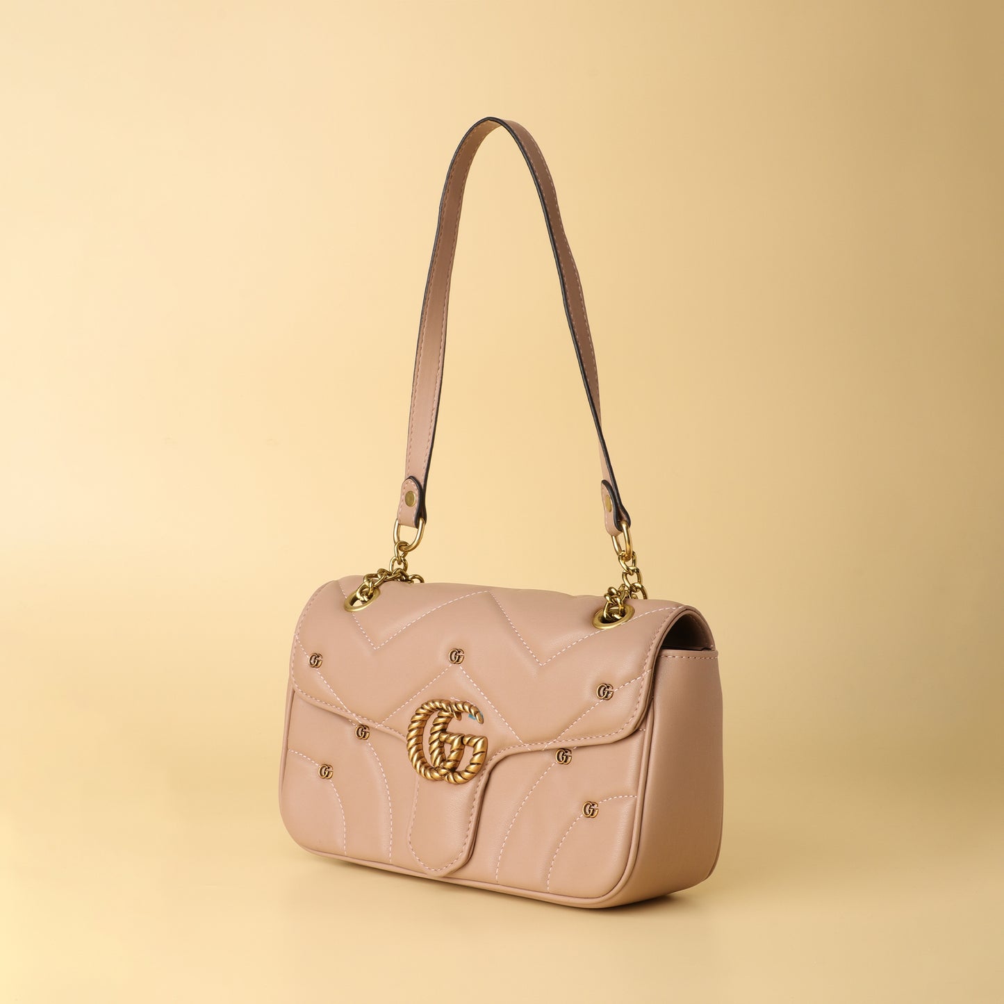 GG Marmont Small Shoulder Bag