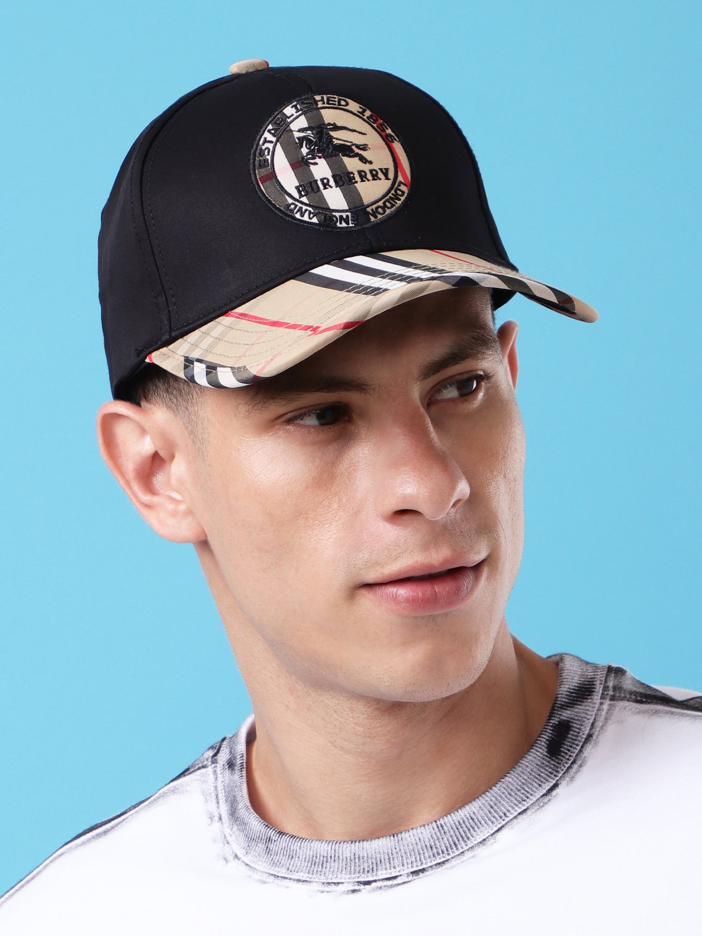 Check Cap – Iconic London Vibe