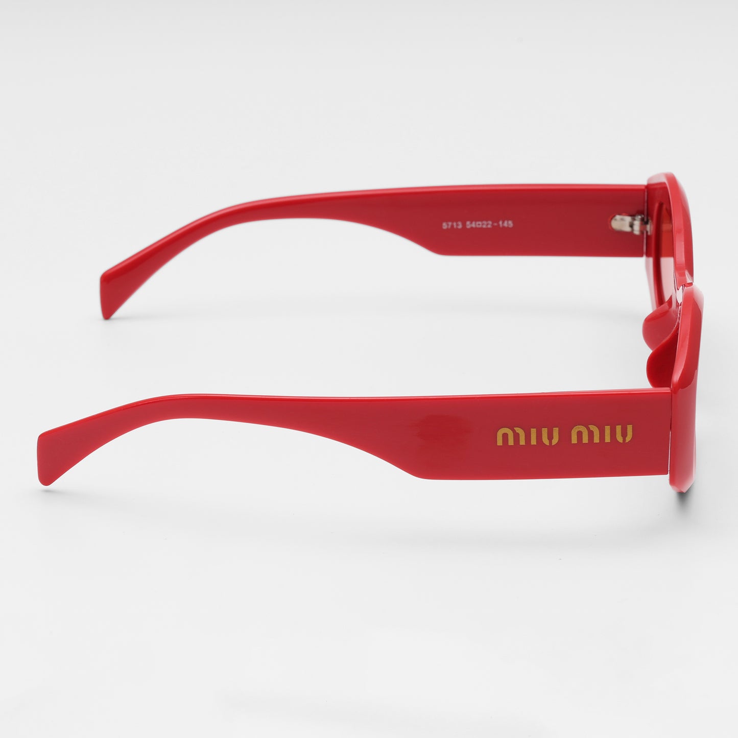 Fire Red Modern Oval Sunglasse