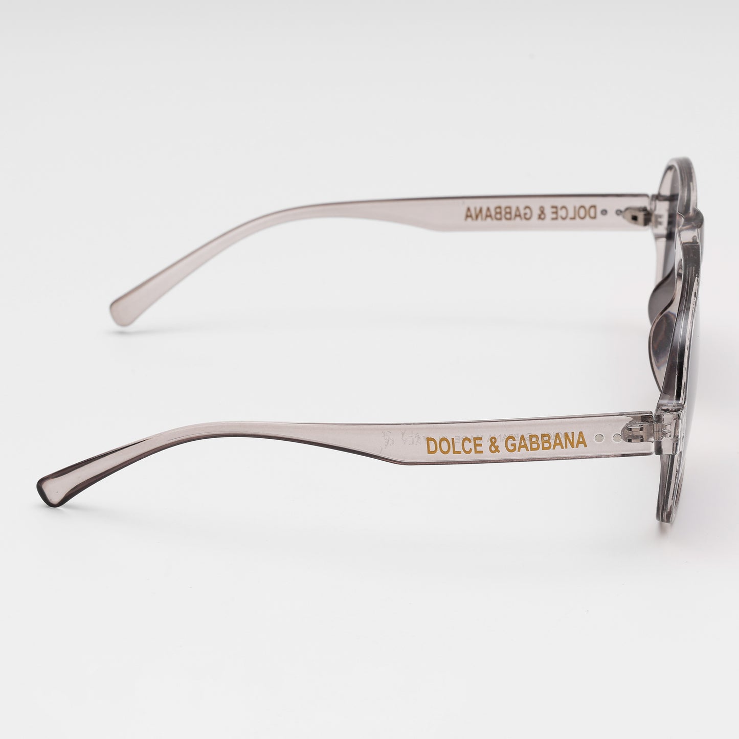 D&G Vintage-Inspired Aviator Sunglasses