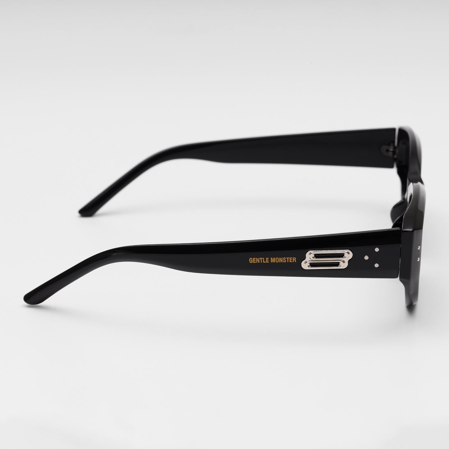 Black Cat-Eye Sunglasses