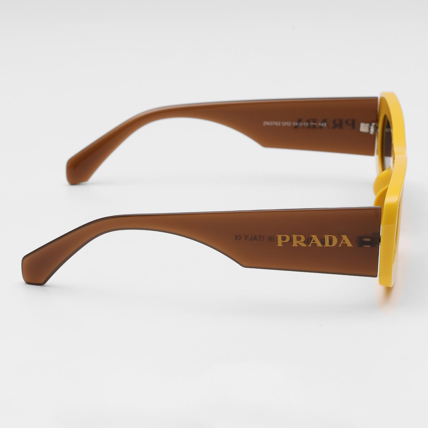 Bold Rectangular Sunglasses