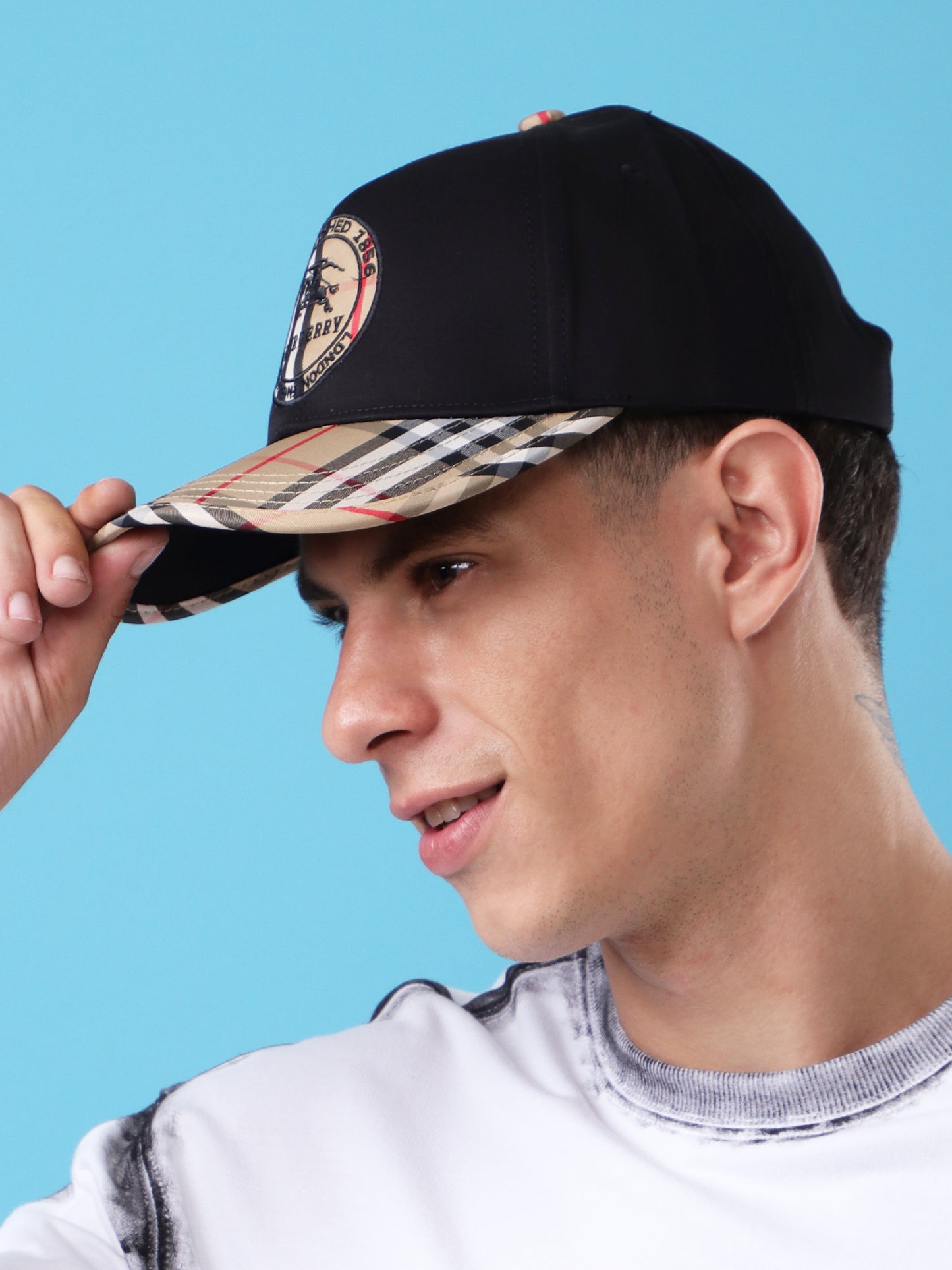 Check Cap – Iconic London Vibe