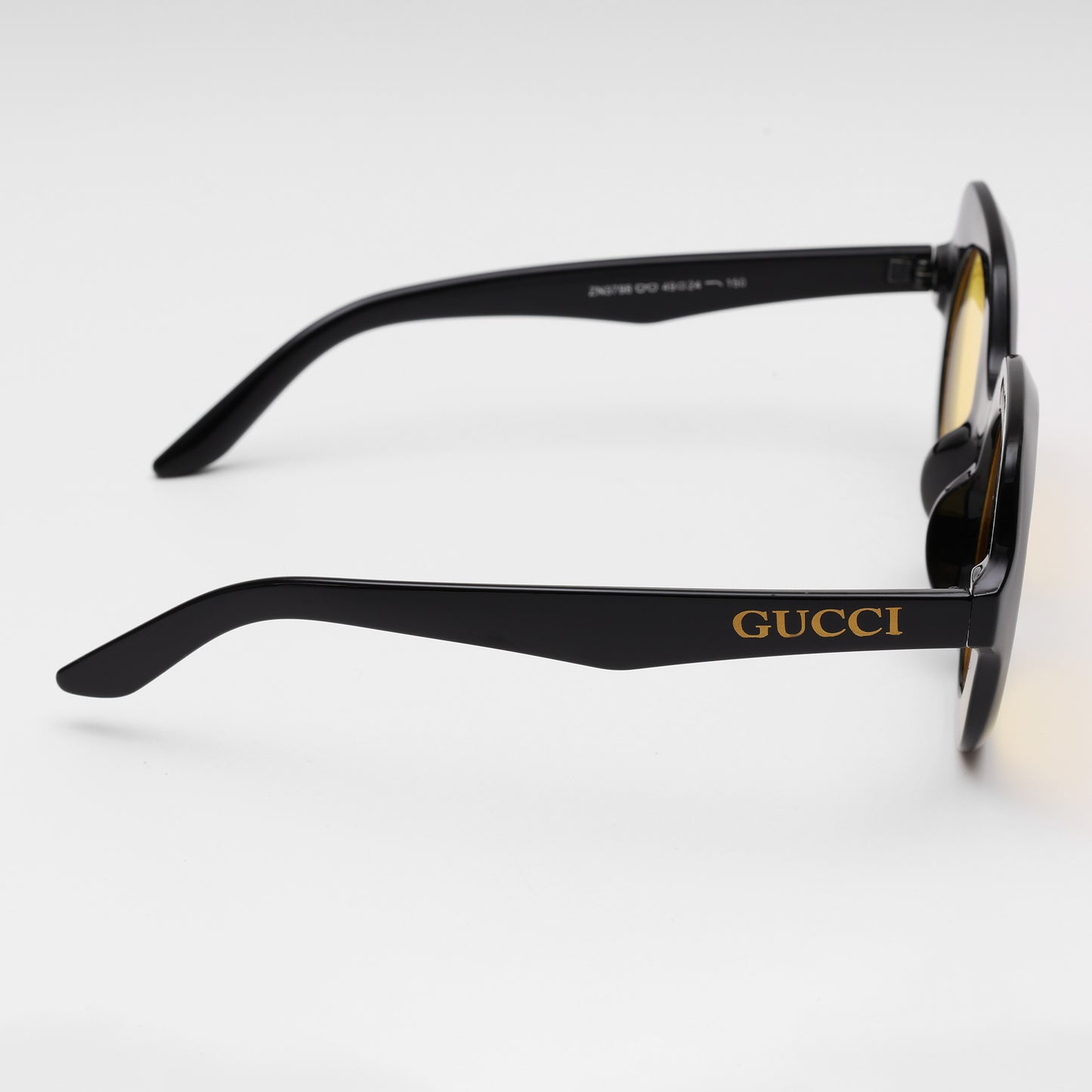 Signature Round Sunglasses in Smoky Crystal