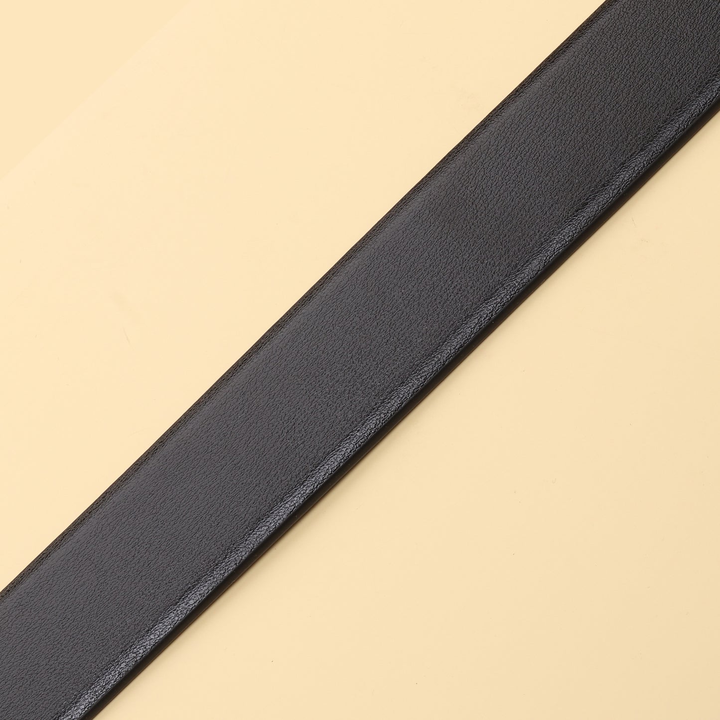 Burberry Black "B" Leather Belt