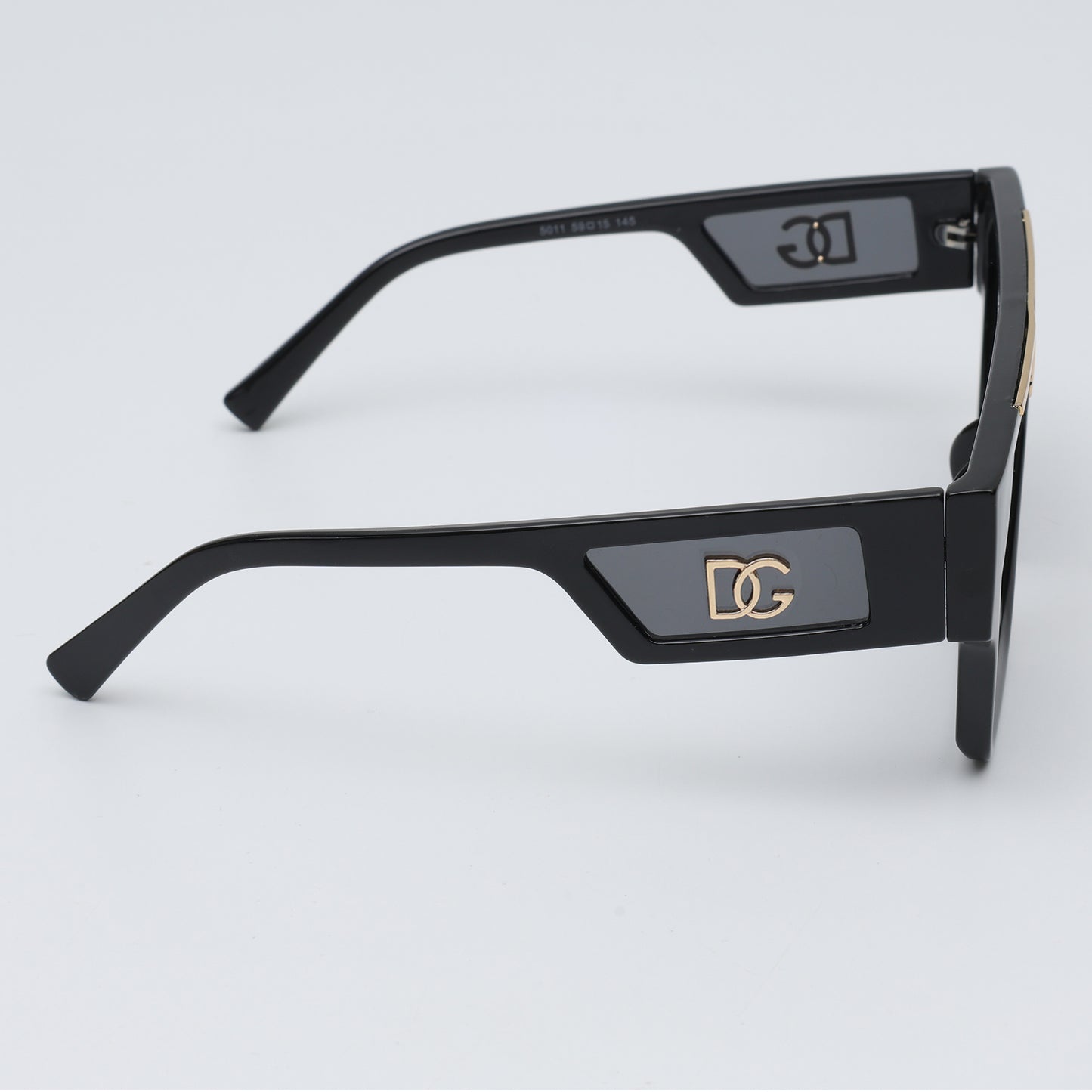 Noir Oversized Gradient Sunglasses