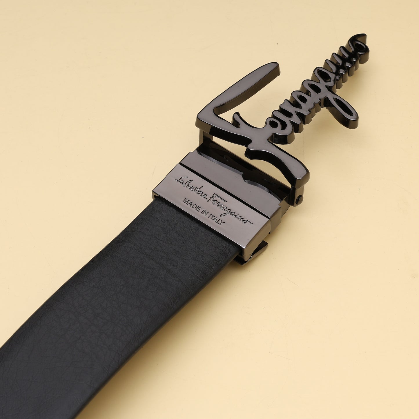Script Lock Statement Belt