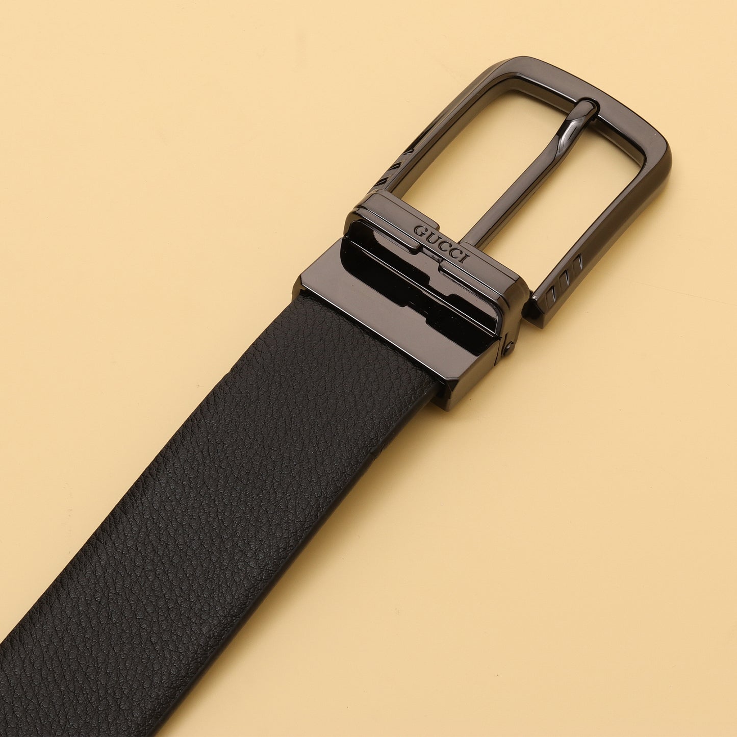 Black Metal Pin Buckle Belt
