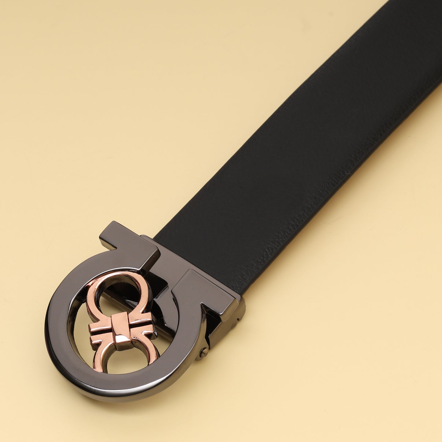 Ferragamo Bold Charm Belt