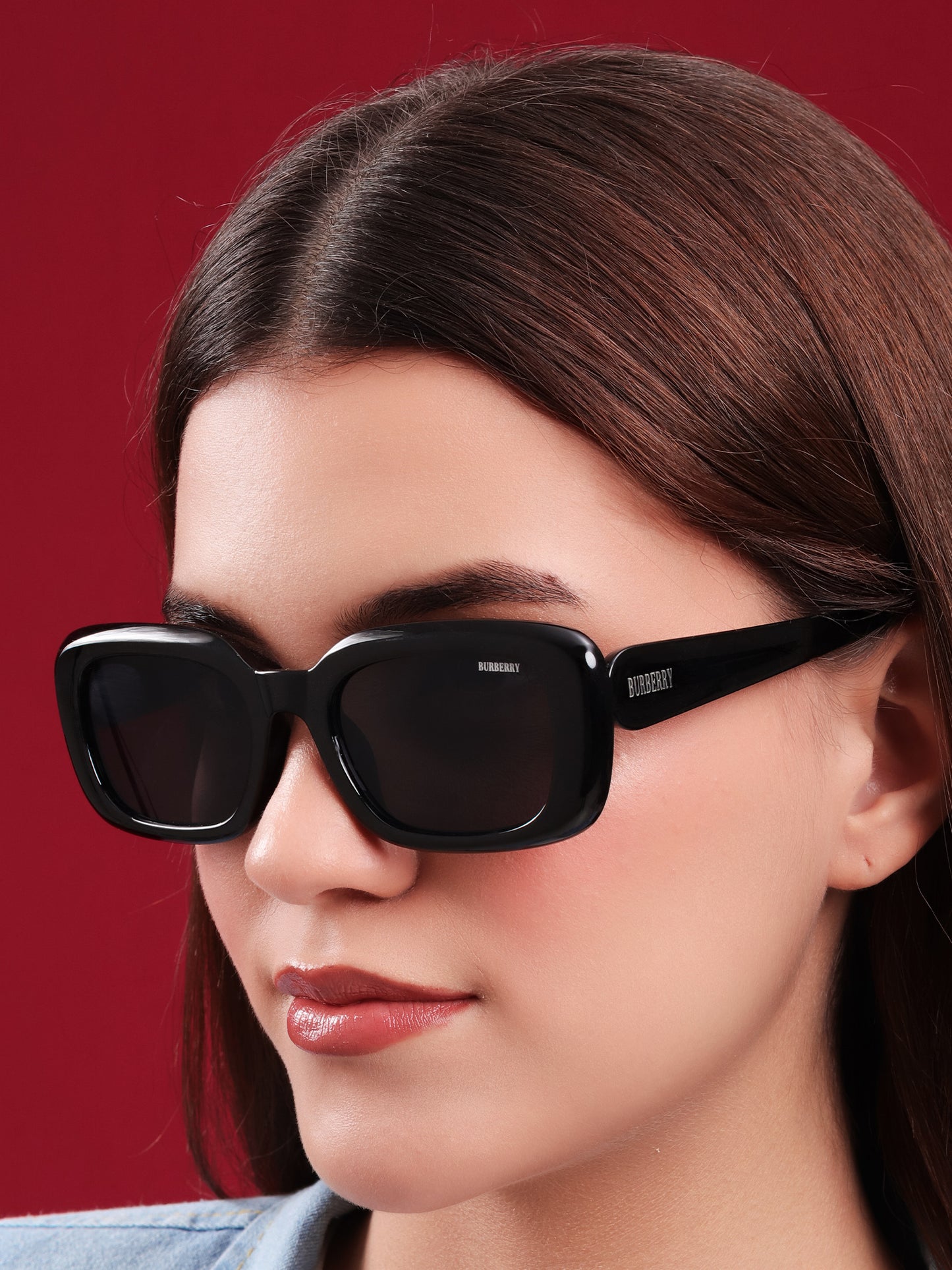 Burberry Noir Classic Rectangular Sunglasses